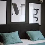 Helle Wohnung In Top Lage!